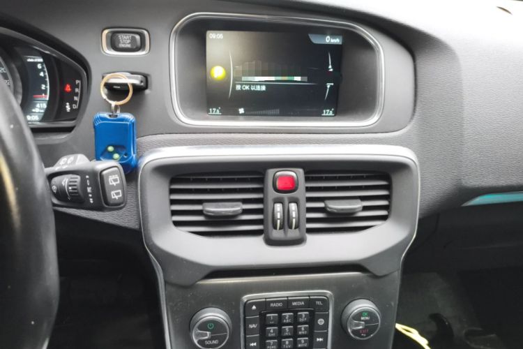 Used Volvo V40 2015 1.6T Zhiya Edition Audio And AC Panel