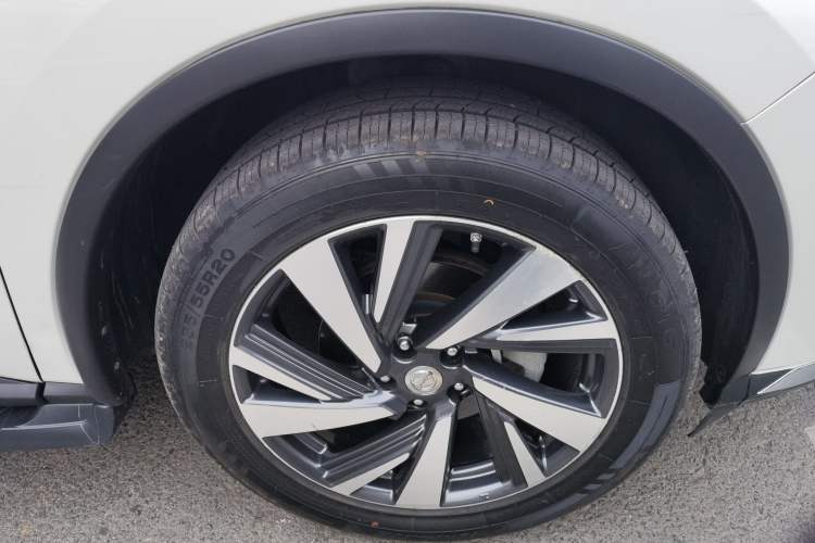 Used Nissan Murano 2019 2.5 S/C HEV XE Four-Wheel Drive Hybrid SmartConnect Prestige Edition China VI Standard Right Front Wheel Hub