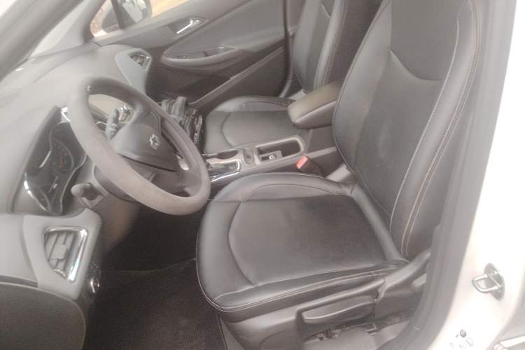 Used Chevrolet Cruze 2018 Redline 320 Automatic Pioneer Edition