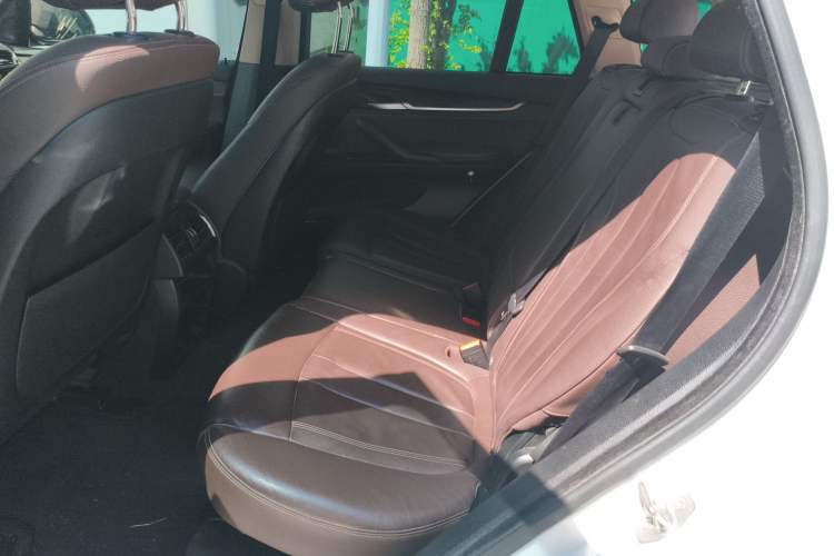 Used BMW X5 2014 xDrive35i Leading Model Left Rear Seat