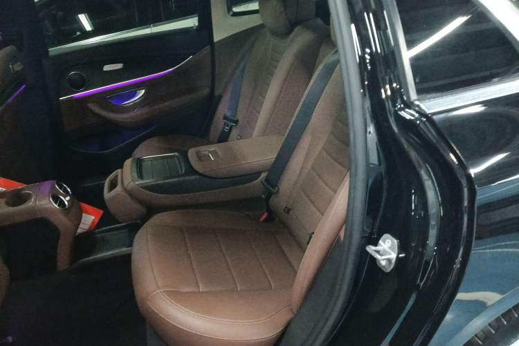 Used Mercedes-Benz E-Class 2020 E 300 L Sporty and Stylish Model Left Rear Seat