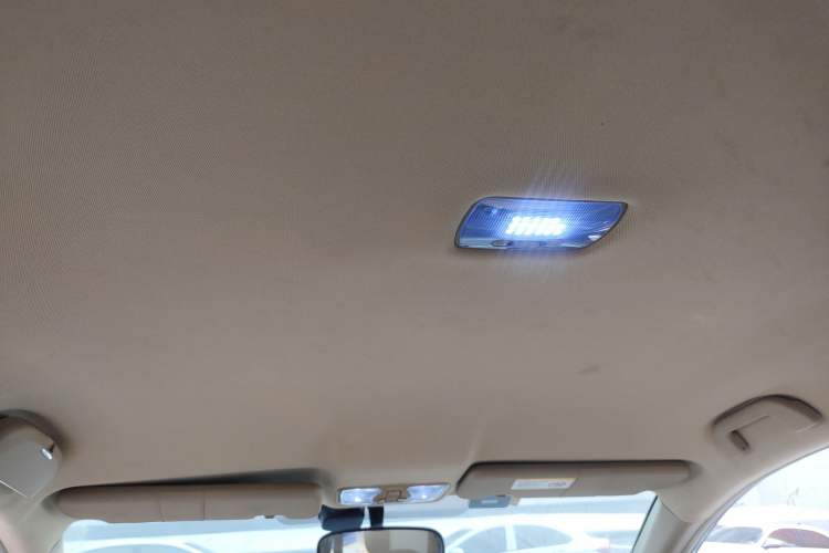 Used Haval H6 2011 2.0L Manual Two-Wheel Drive Elite Version