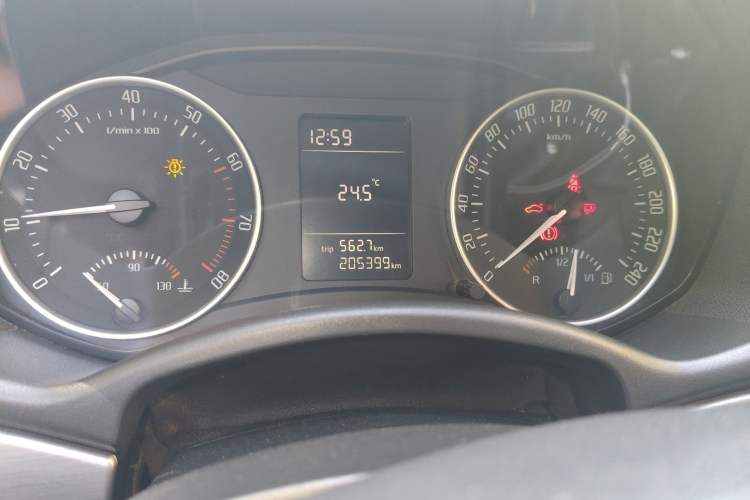 Used Skoda Octavia 2012 1.6L Manual Eado Edition