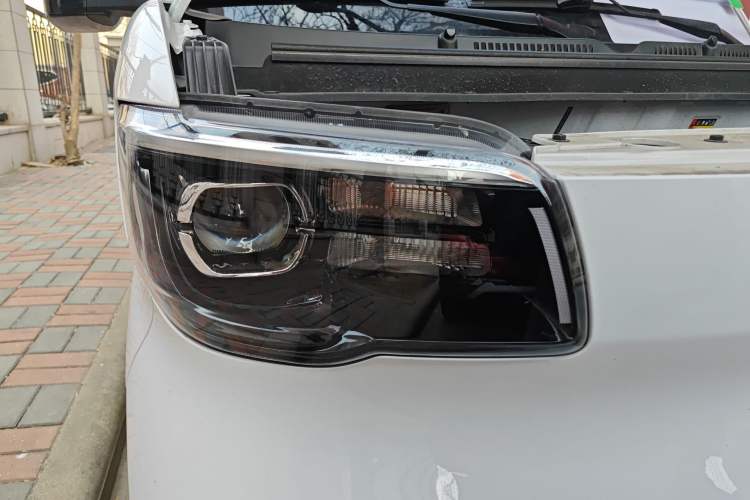 Used Wuling Zhiguang New Energy 2025 Standard Model
