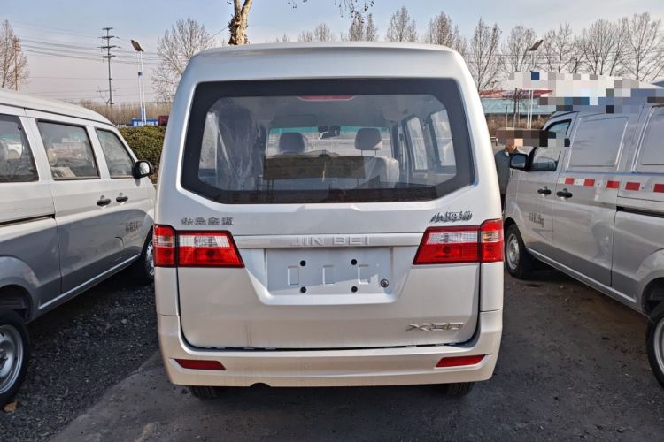 Used Jinbei Hiace X30 2024 1.5L Champion Edition Passenger Vehicle 5/6/7 Seats