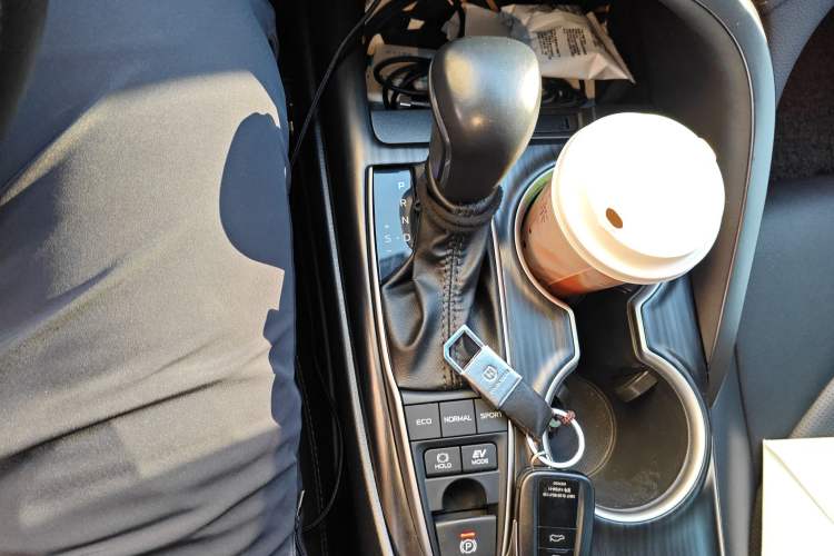 Used Toyota Camry 2023 Dual-Motor 2.5 HGVP Leading Edition