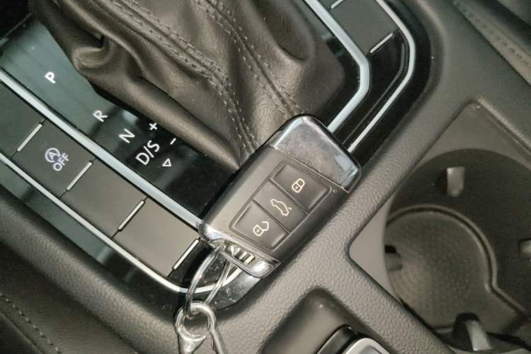 Used Volkswagen Magotan 2019 330TSI DSG Luxury Version China VI Standard
