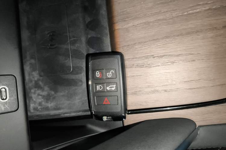 Used Land Rover Discovery Sport 2024 Performance Tech Edition Interior 1