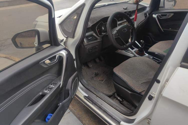 Used Geely Auto Vision X3 2017 1.5L Manual Elite Model
