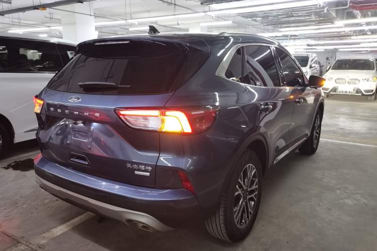 Used Ford Escape 2020 EcoBoost 245 Two-Wheel-Drive Titanium Edition