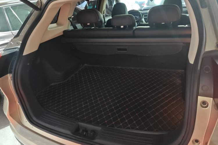 Used Geely Auto Emgrand X7 Sport 2020 1.8TD DCT Two-Wheel Drive Smart Connect 4G-Enabled Version