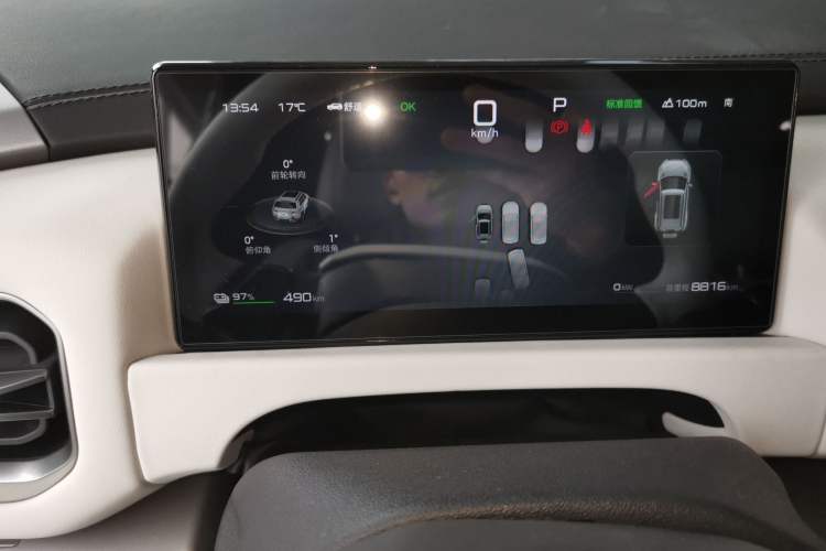 Used Formula Leopard Titanium 3 2025 501 km Range Rear-Wheel Drive Intelligent Driving Max Edition
