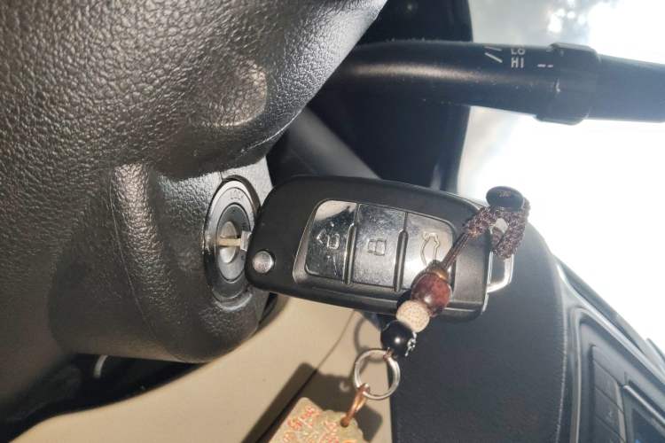 Used Geely Auto Classic Emgrand 2013 Sedan 1.8L Manual Elite Model