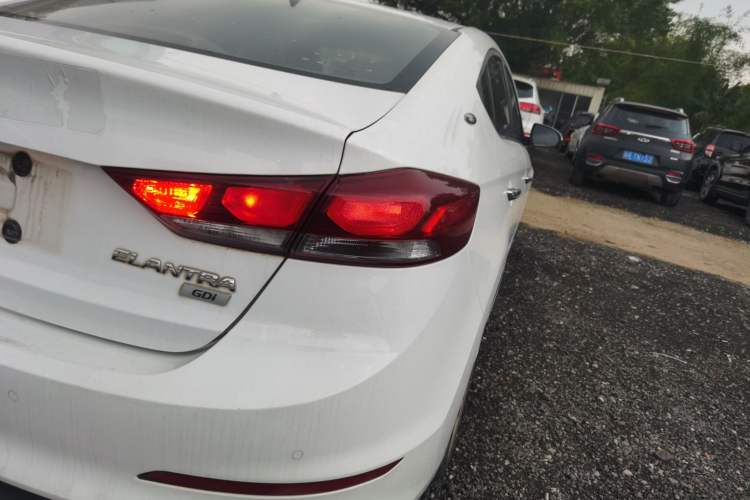 Used Hyundai Elantra (6th Generation / Lingdong) 2016 1.6L Automatic ZhiXuan – Elite Version Exterior 3
