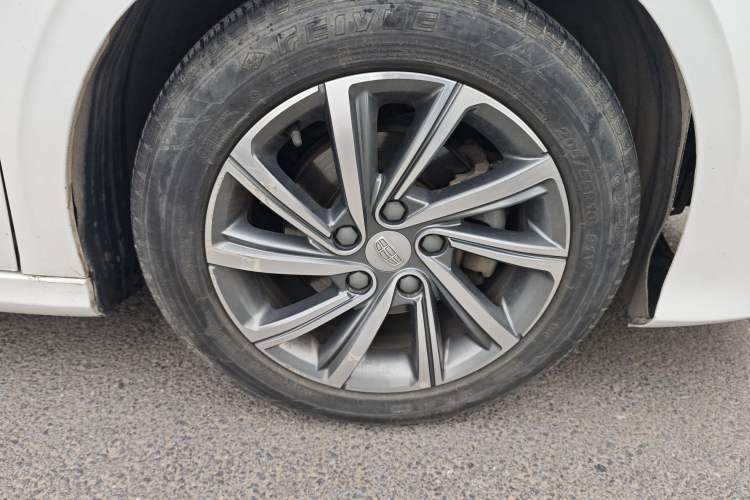 Used Geely Auto Binray 2018 14T CVT Colorful Edition
