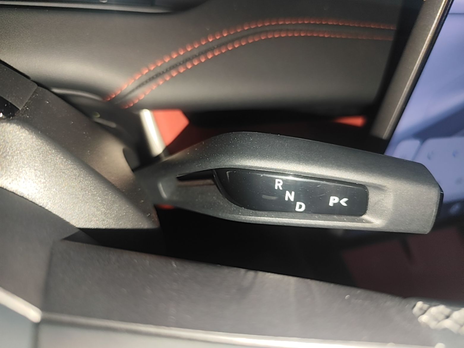 Xiaomi Auto SU7 2024 Rear-Drive Ultra-Long Range Advanced Pro-Level Intelligent Driving Version — снимка 16