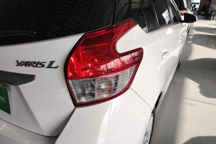Used Toyota YARiS L Zhi Xuan 2015 1.5G Automatic Xuan Dong Sunroof Special Edition Exterior 3
