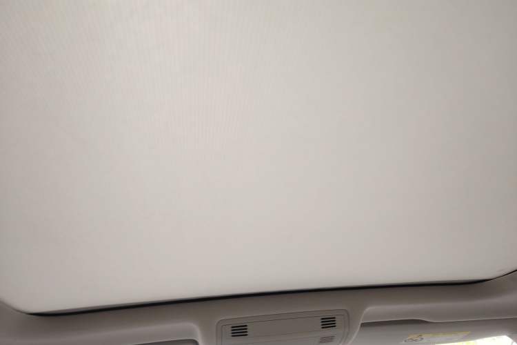 Used Volkswagen Tayron GTE Plug-in Hybrid 2023 280TSI Luxury Plus Advanced Edition Headliner