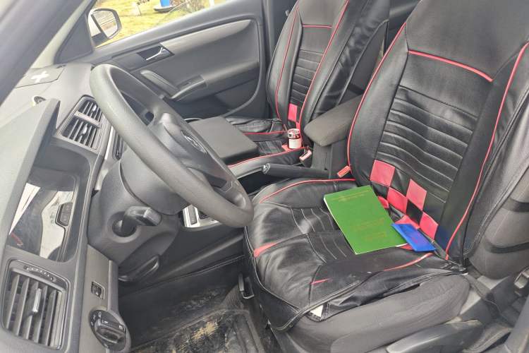 Used Volkswagen Lavida 2013 Revised Classic 1.6L Automatic Fashion Edition Left Front Seat