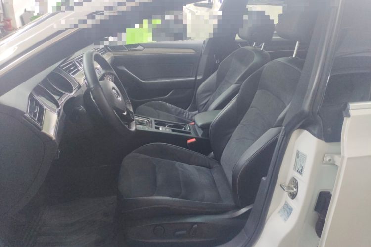 Used Volkswagen FAW-Volkswagen CC 2020 330TSI Huayan Edition China VI Standard Left Front Seat