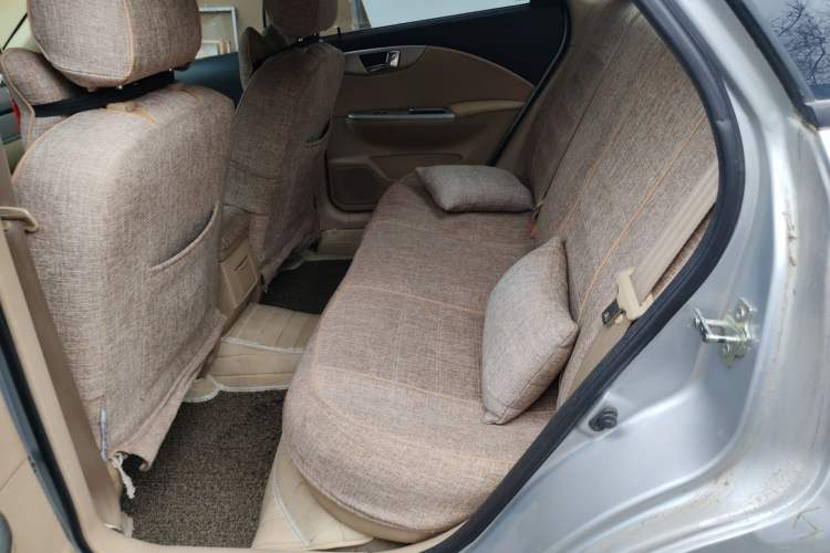 Used Buick Excelle 2013 1.5L Automatic Classic Model
