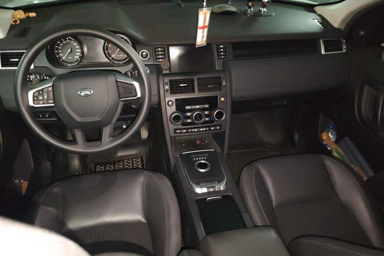 Used Land Rover Discovery Sport 2016 2.0T S
