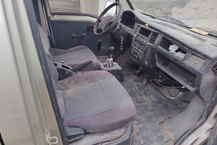 Used Wuling Zhiguang 2013 1.0L Practical Version