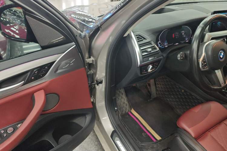 Used BMW iX3 2022 Leading Type Driver Seat