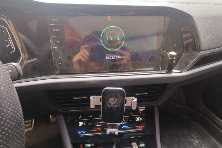 Used Volkswagen Sagitar 2021 280TSI DSG Excellence Edition Audio And AC Panel