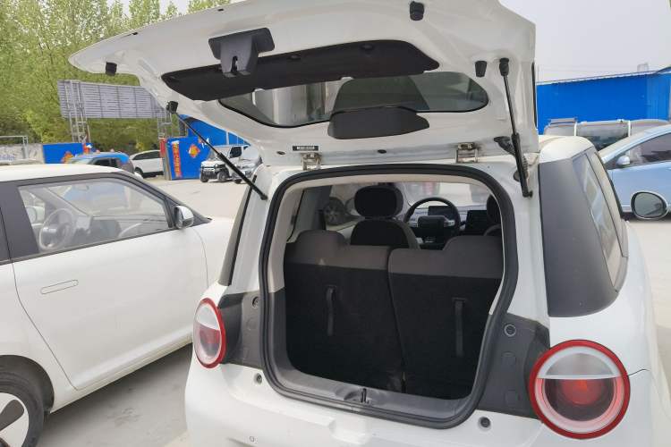 Used CHANGAN NEVO Lumin 2025 205km Refreshing Edition Trunk