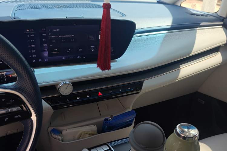 Used Buick GL8 New Energy 2024 Lu Zun Luxury Edition 7-Seater