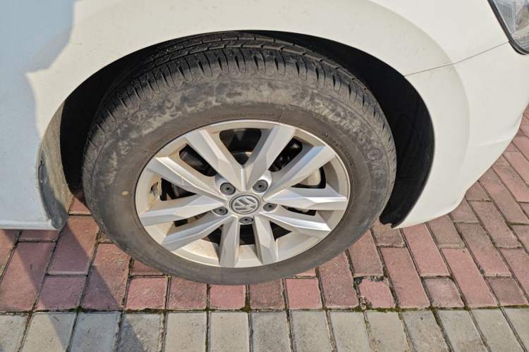 Used Volkswagen Touran 2018 Volkswagen Touran L 280TSI DSG Comfort Edition 7 Seats China VI Standard