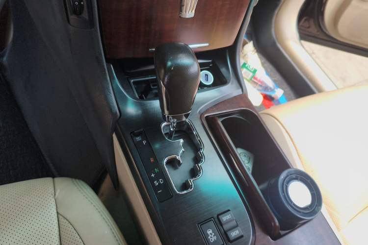 Used Toyota Crown 2012 2.5L Royal Comfort Edition