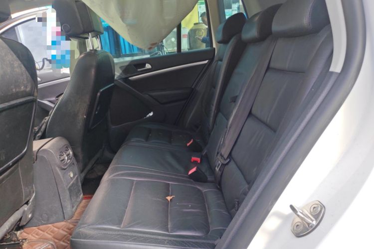 Used Volkswagen Tiguan 2012 2.0 TDI Comfort Edition Left Rear Seat