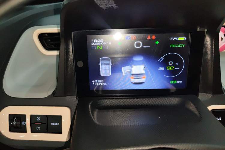 Used Wuling Hongguang MINIEV 2021 Macaron Fashion Model Lithium Iron Phosphate