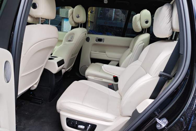 Used Li Auto L8 2025 Pro Smart Refresh Edition
