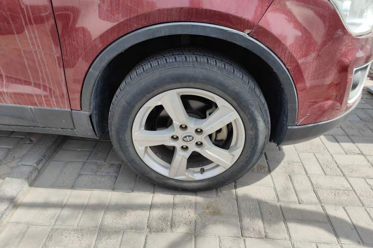 Used Bestune X80 2013 2.0L automatic comfort version