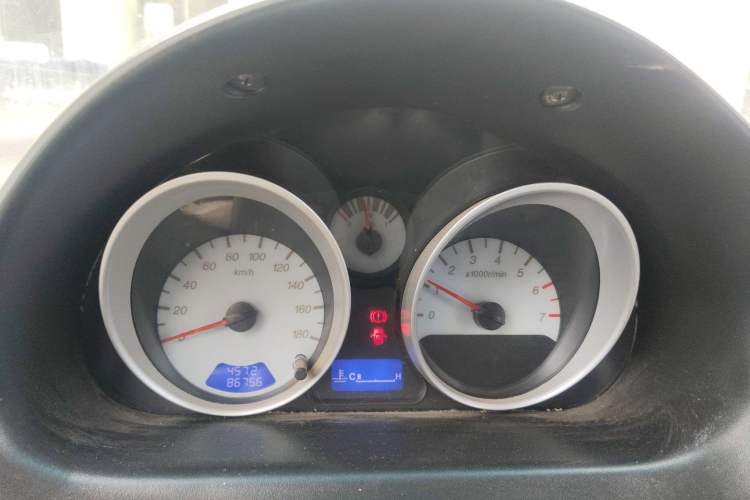 Used Baojun Lechi 2012 Revised Version 1.2L Manual Sporty Edition Dynamic Type
