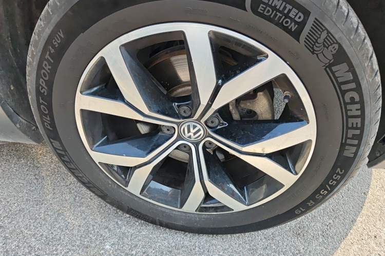 Used Volkswagen Teramont 2019 530 V6 Four-Wheel Drive Luxury Edition China V Standard