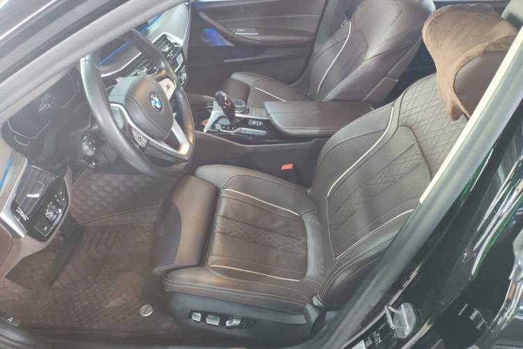 Used BMW 5 Series 2020 530Li Executive Luxury Package
