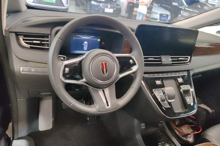 Used Hongqi HQ9 2023 2.0T Smart Connect Flagship Edition