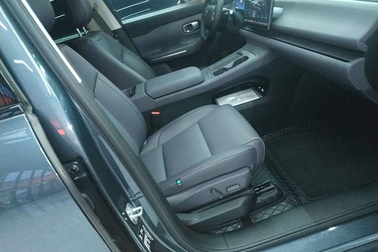 Used Leapmotor C16 2024 All-Electric 520 LiDAR Edition