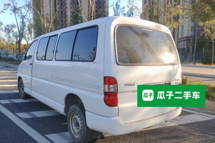Used Jinbei Hiace King 2021 2.0L City Transport King Series Express Model Standard Top 6-Seater 1TZS
