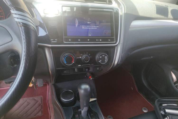 Used Honda Gienia 2017 1.5L CVT Classic Edition Audio And AC Panel