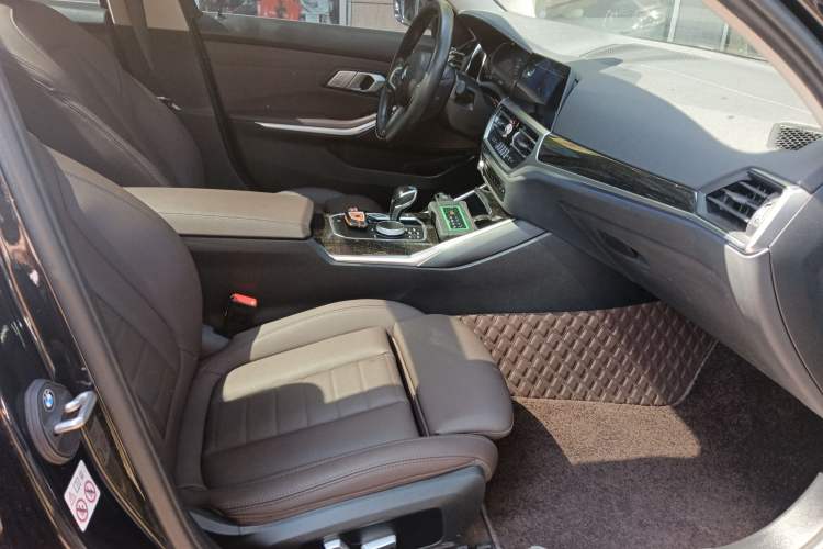 Used BMW 3 Series 2021 Second Facelift 325Li M Sport Package
