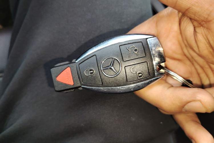 Used Mercedes-Benz GLS-Class 2017 GLS 450 Low-Power Version U.S. Specification Vehicle Key