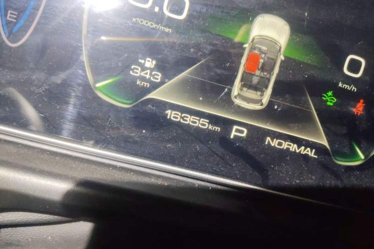 Used ORA Good Cat 2023 401 km Standard Range Prestige Version Lithium Iron Phosphate Odometer Close Up