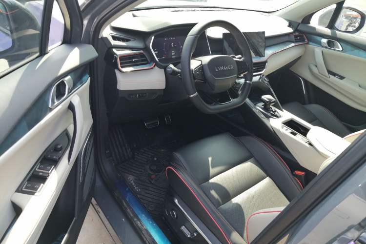 Used Lynk & Co 06 2020 1.5T YAO Halo