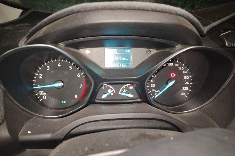 Used Ford Kuga 2017 EcoBoost 180 Two-Wheel-Drive Tiger Leap Model