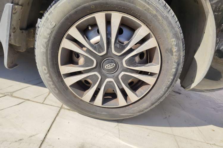 Used JAC Refine M3 2019 1.8L 5-Seater Express Edition